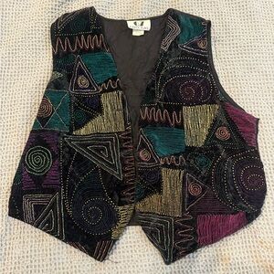 {G7 KAROL PLACE} Vintage Embroidered Vest